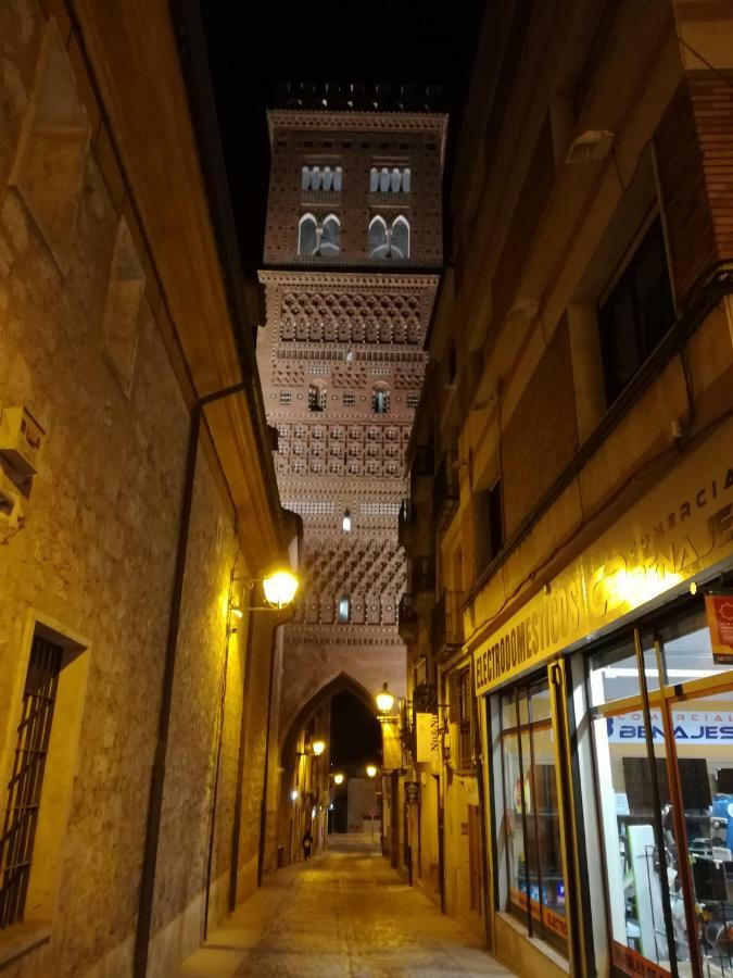 Apartamento La Muralla De Teruel Exterior photo